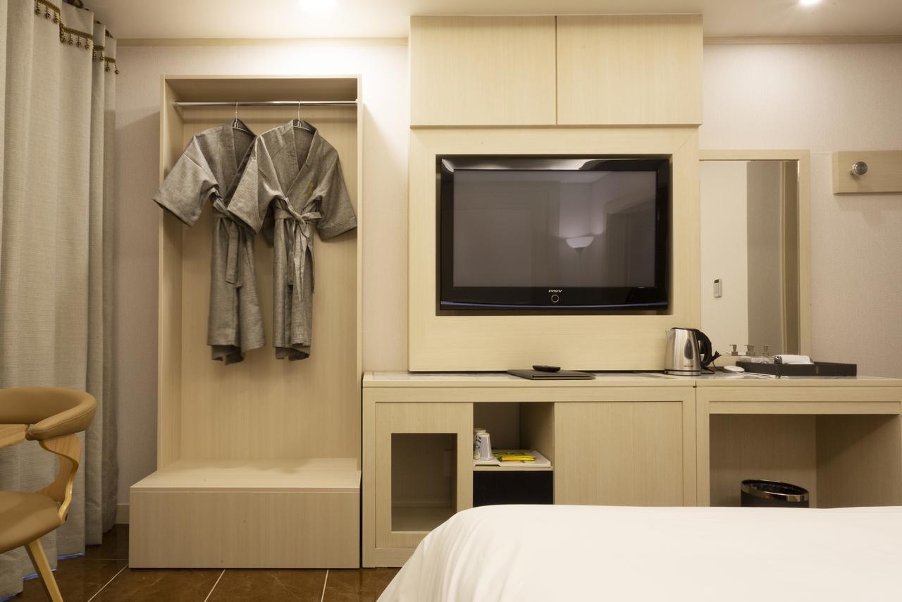 Hotel Tirol Seoul Exterior photo
