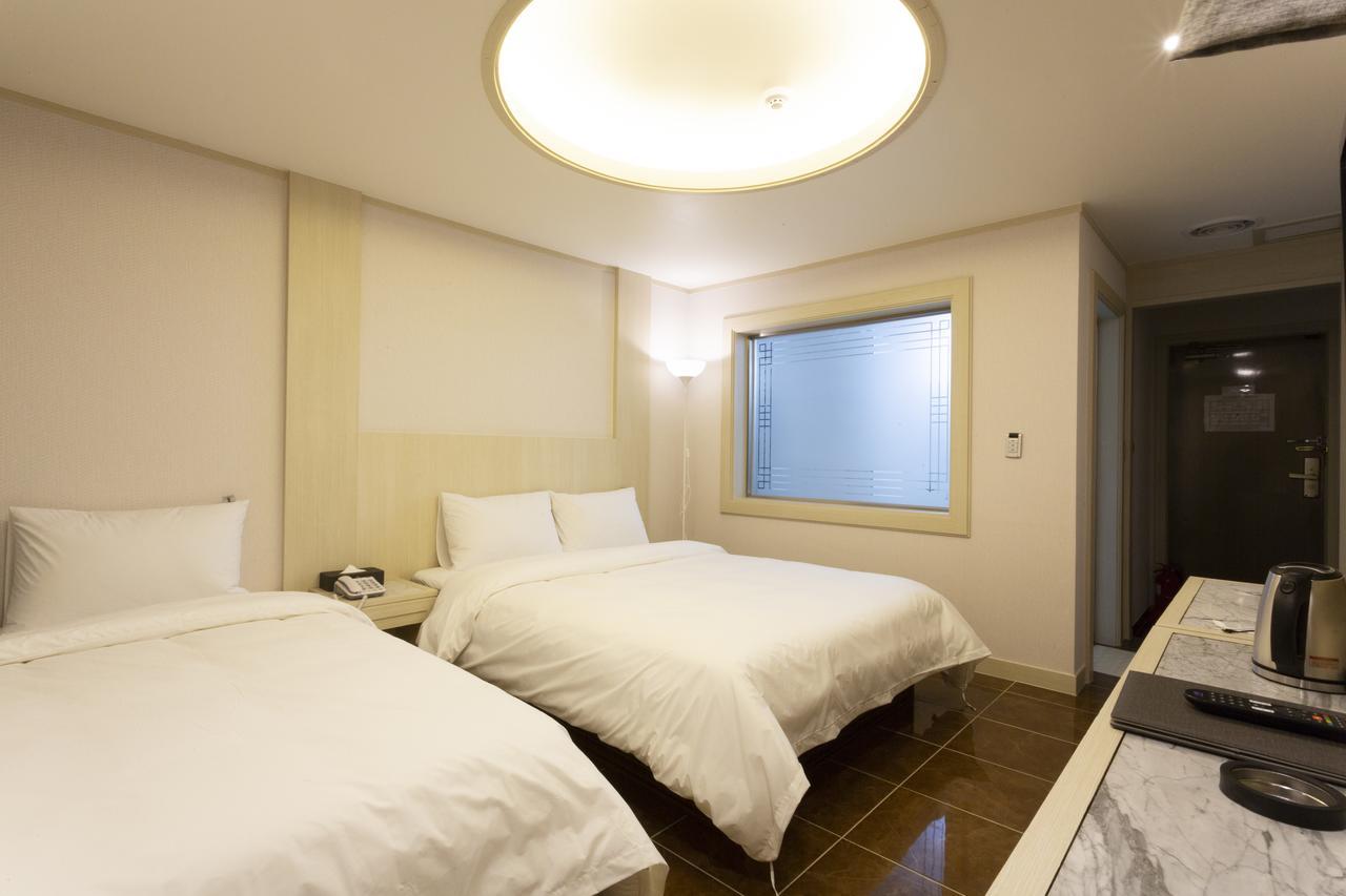 Hotel Tirol Seoul Exterior photo