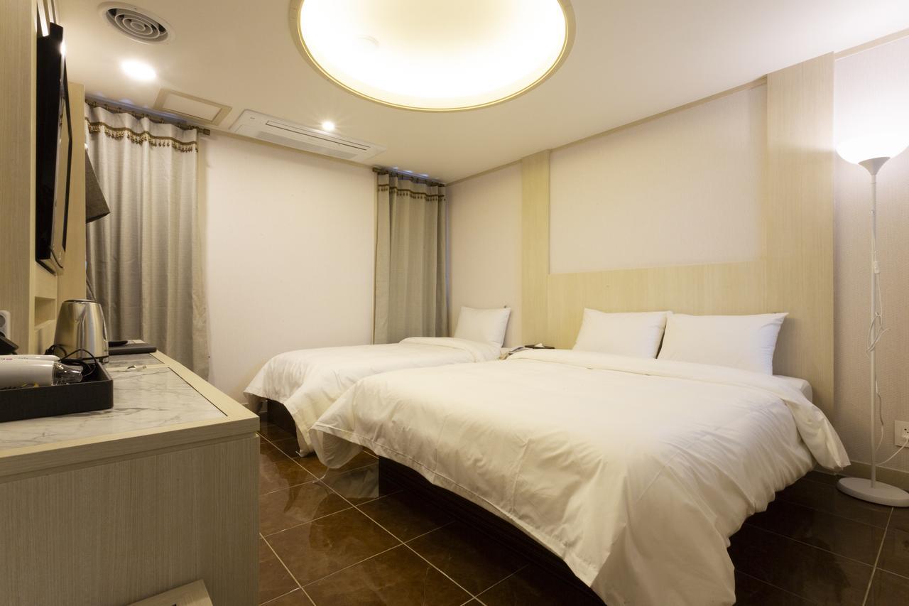 Hotel Tirol Seoul Exterior photo